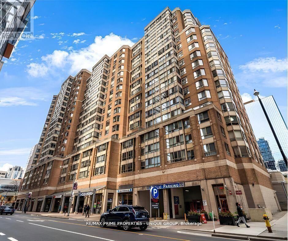 Property Photo:  44 Gerrard Street West 1701  ON M5G 2K2 