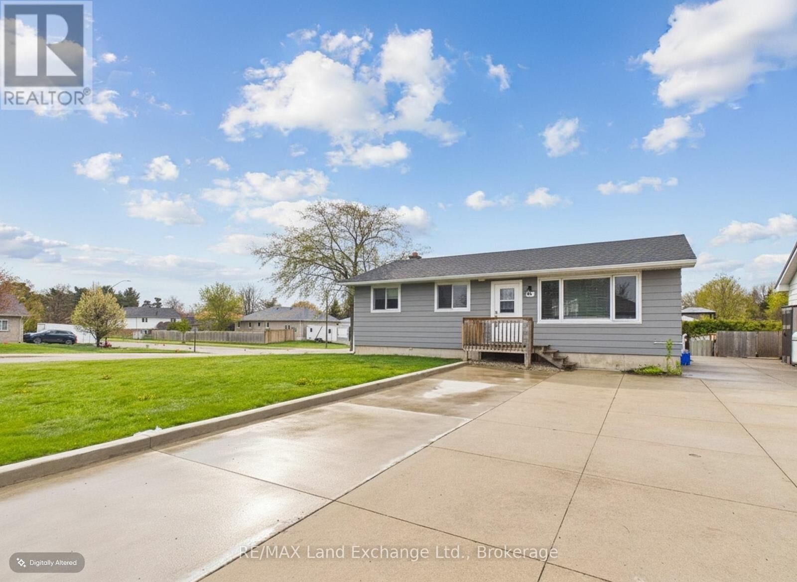 Property Photo:  490 St Albert Street  ON N2Z 2W6 