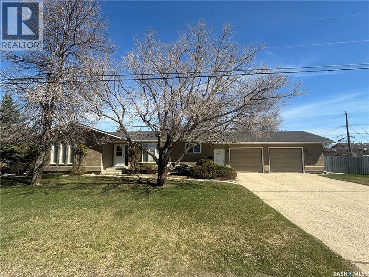 Property Photo:  101 Kennedy Drive  SK S0E 1A0 