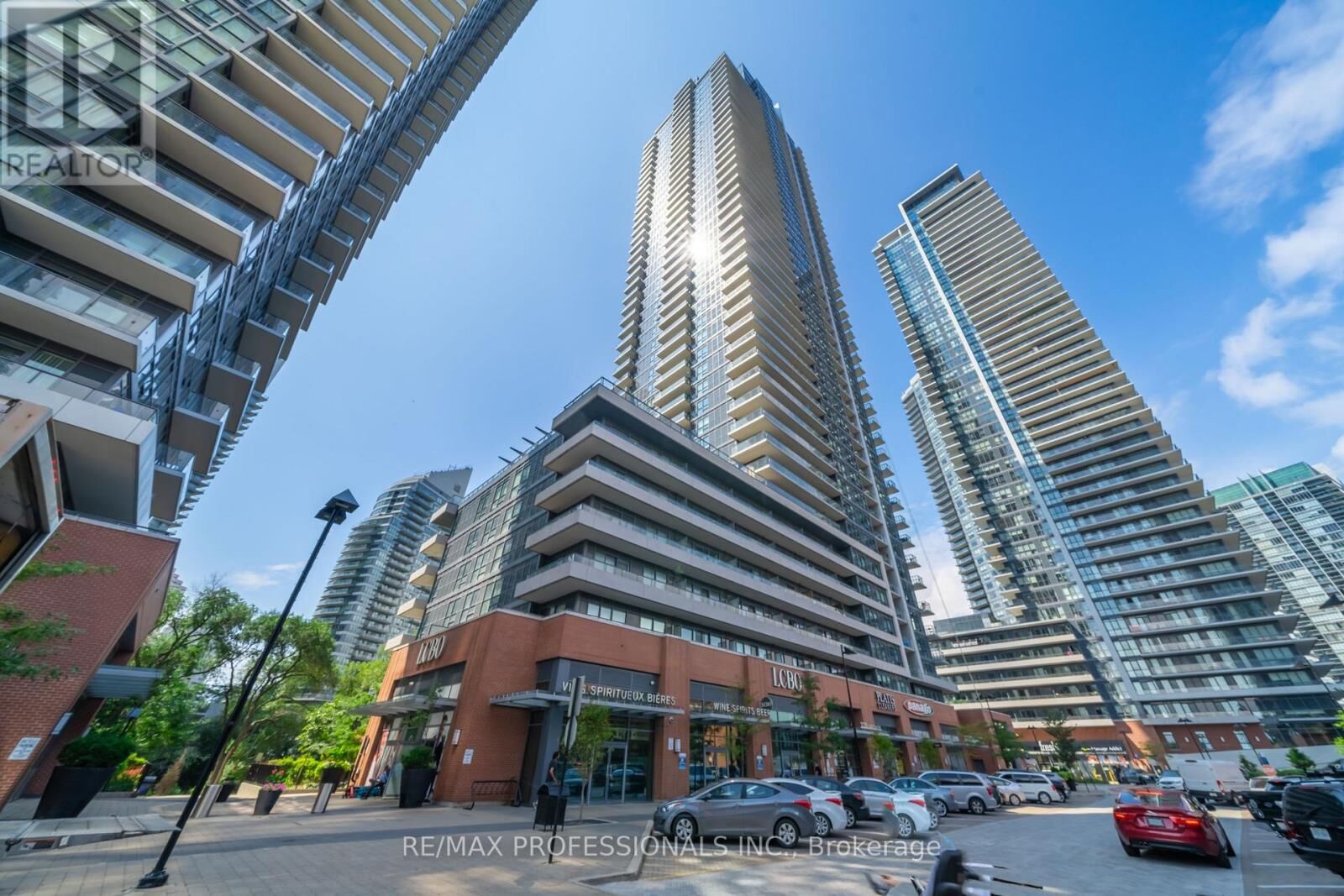 Property Photo:  2220 Lake Shore Boulevard West 909  ON M9V 0C1 