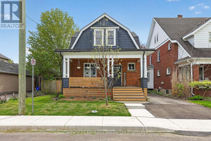 Property Photo:  520 Mary Street  ON N4S 4S7 