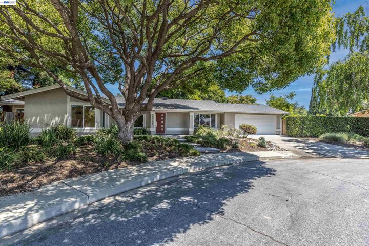 Property Photo:  35366 Ronda Ct  CA 94536 