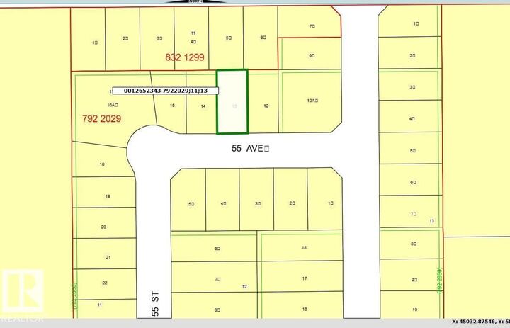 Property Photo:  40 Woodbend Crescent  AB T0C 2T0 