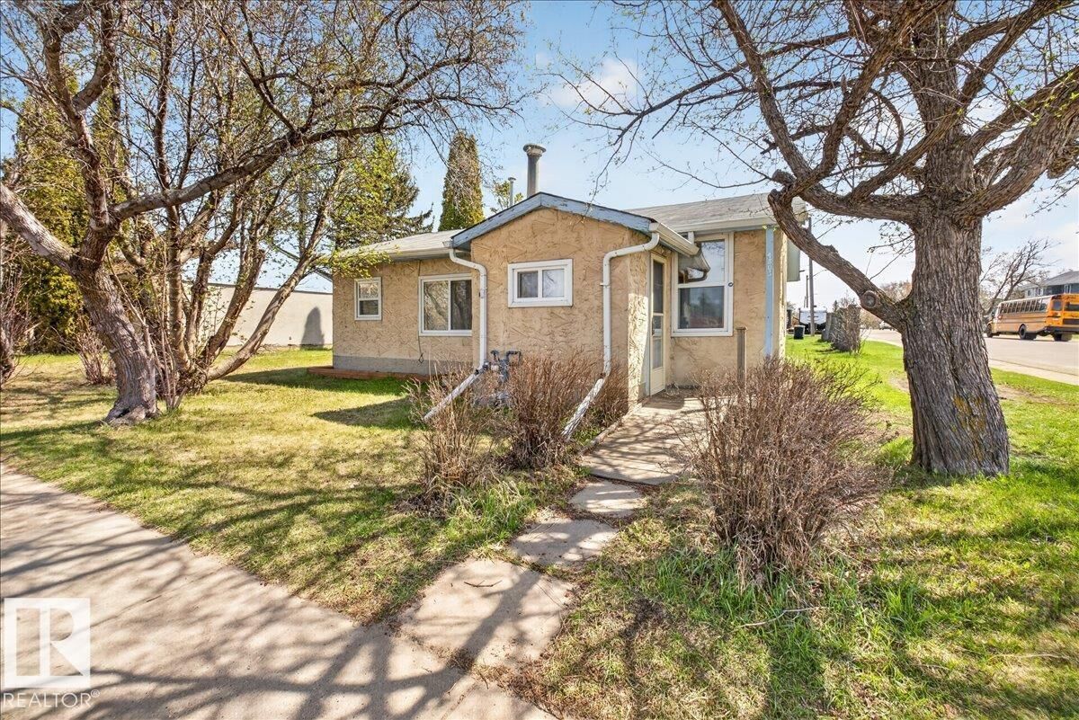 Property Photo:  4803 51 Street  AB T0A 1N0 
