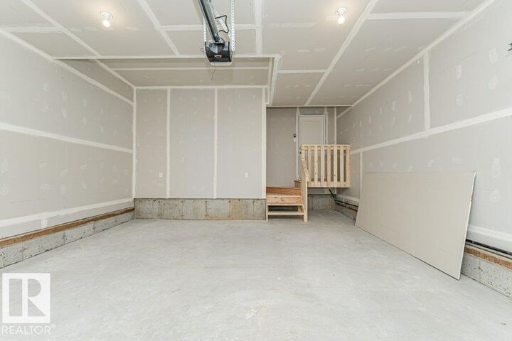 Property Photo: 6271 180 Avenue NW AB T5Y 4L8