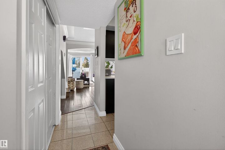 Property Photo:  53 Lancaster Terrace NW  AB T5X 5B4 