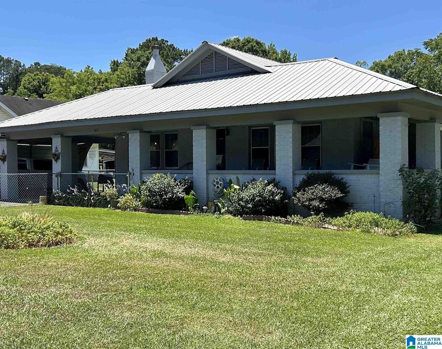Property Photo:  365 N River Street  AL 35960 