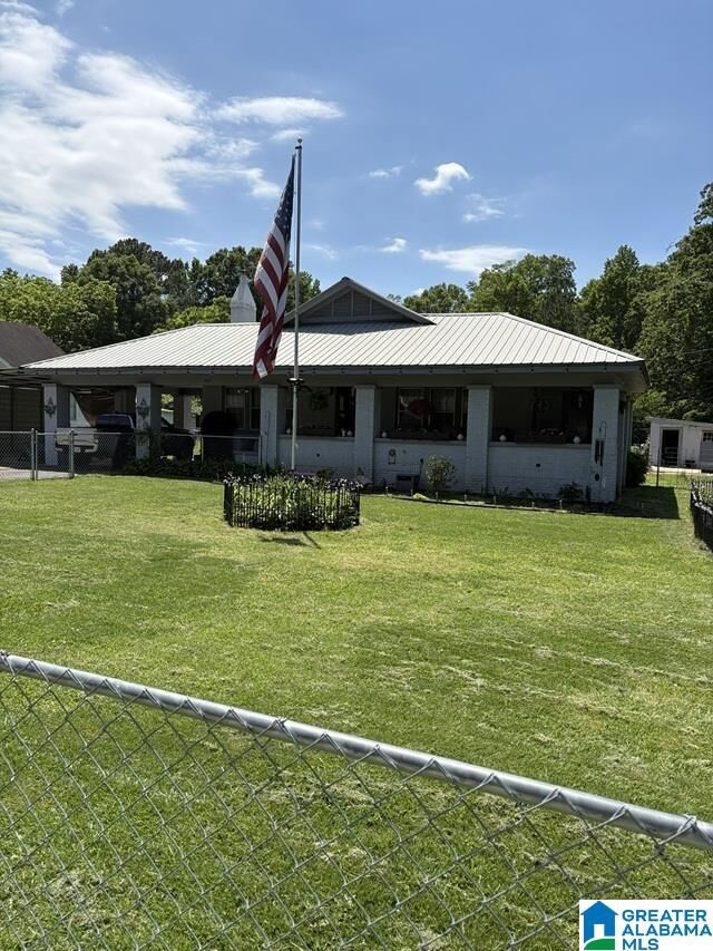 Property Photo:  365 N River Street  AL 35960 