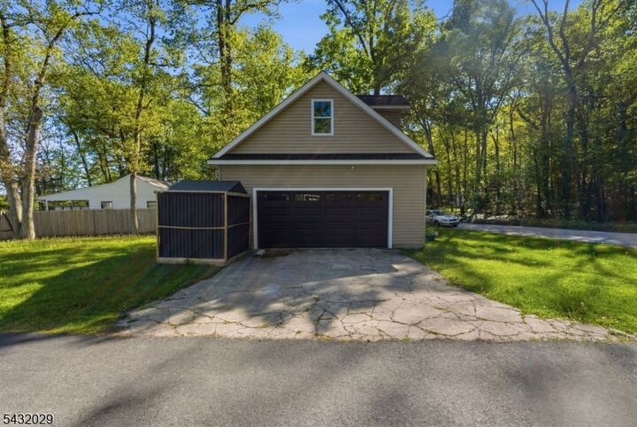 Property Photo:  931 Plymouth Lake Dr  NJ 07860 