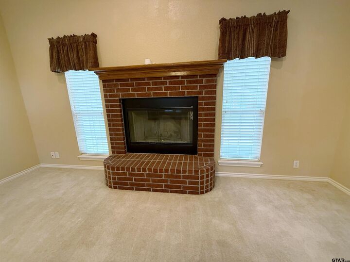 Property Photo:  331 County Road 2258  TX 75773 