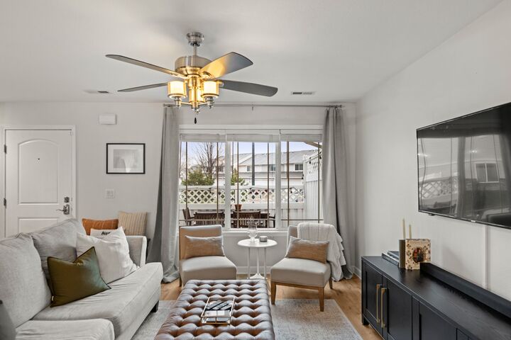 Property Photo:  8601 Westown Parkway 28102  IA 50266 