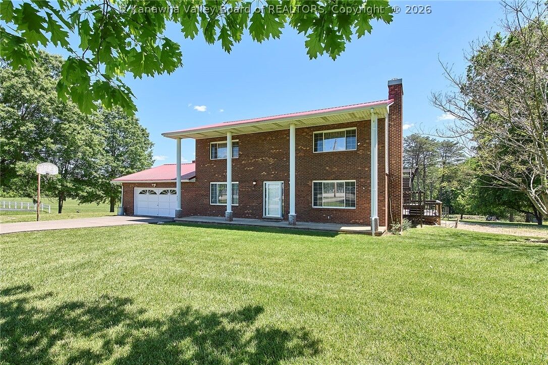 Property Photo: 2180 Cross Creek Road WV 25033