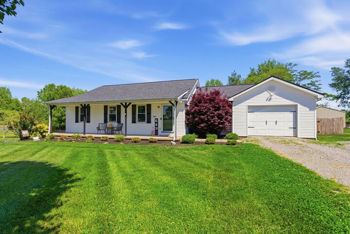 Property Photo: 6490 Ky Hwy 2141 KY 40437