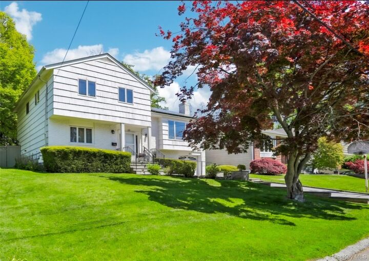 Property Photo:  53 Shepherds Drive  NY 10583 