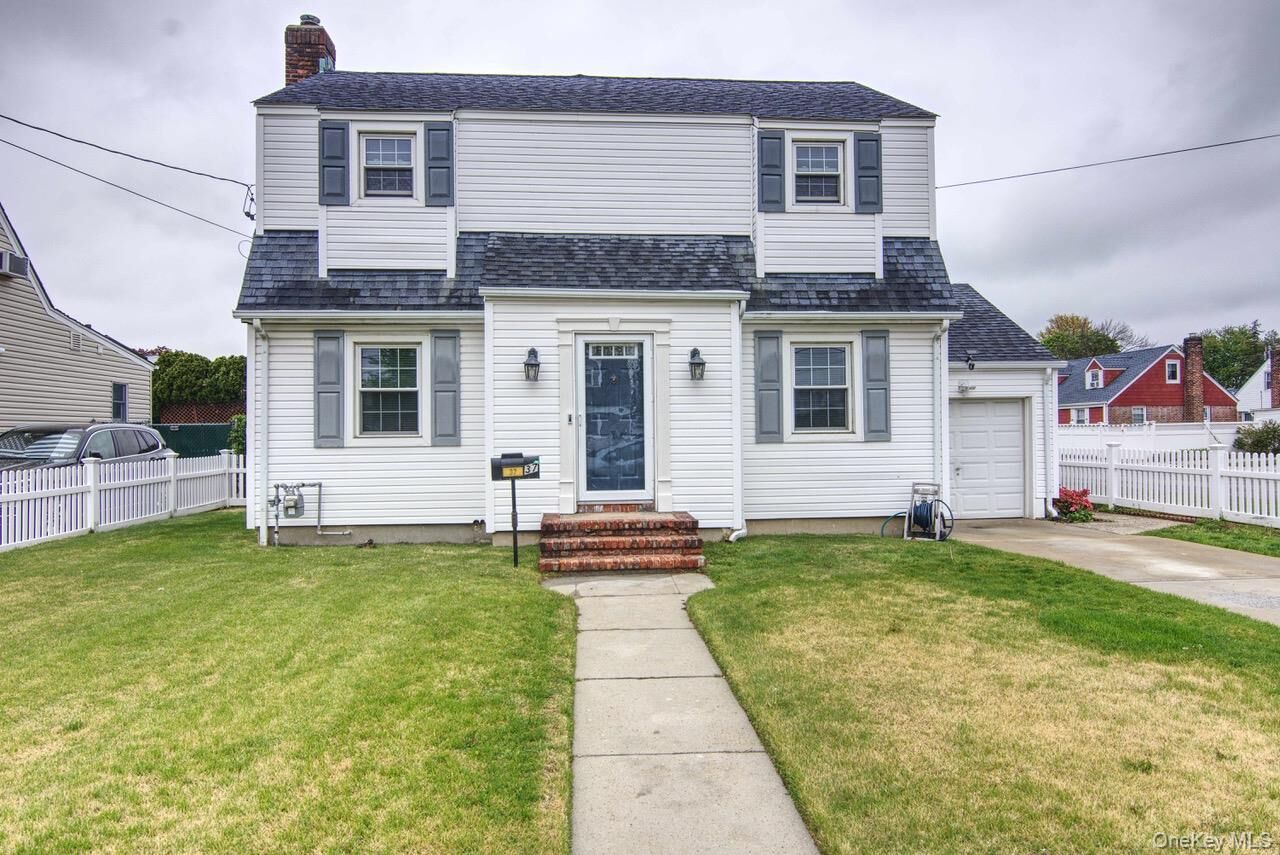 Property Photo:  37 Sheridan Street  NY 11580 