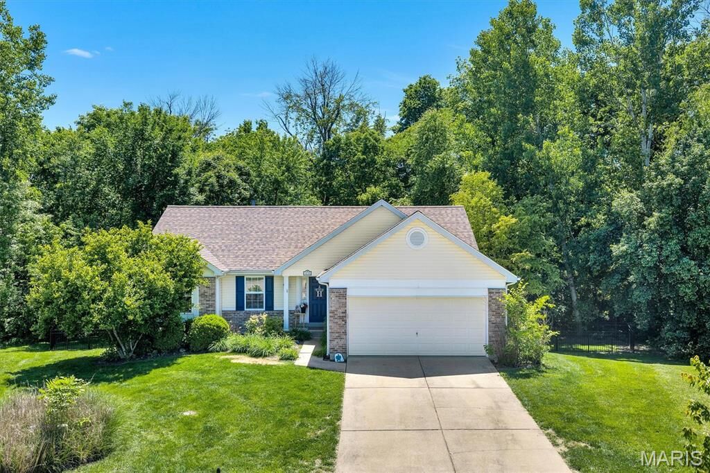 Property Photo: 1233 Powell Place MO 63069