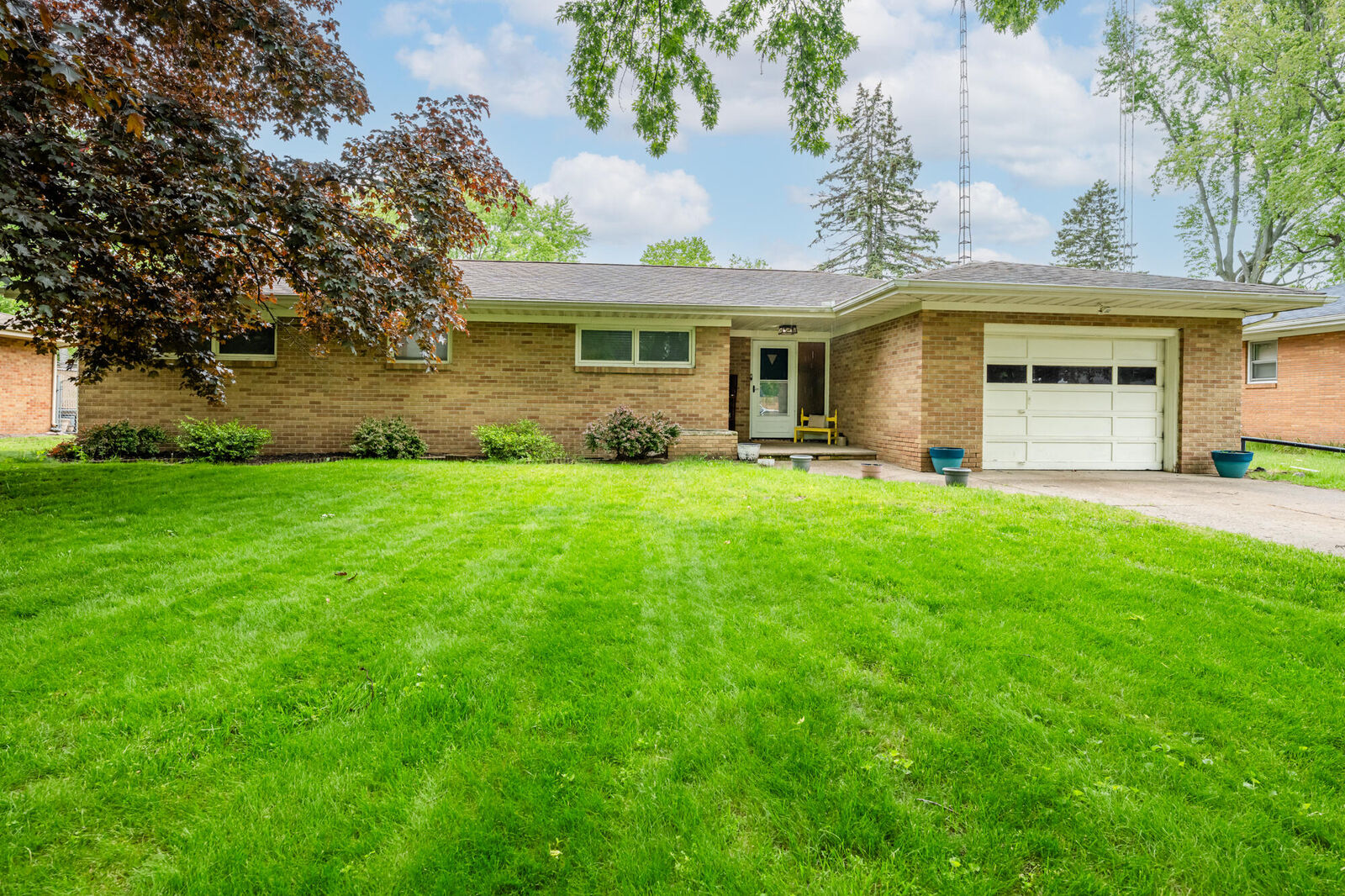 Property Photo:  334 Hoover Avenue  MI 49022 