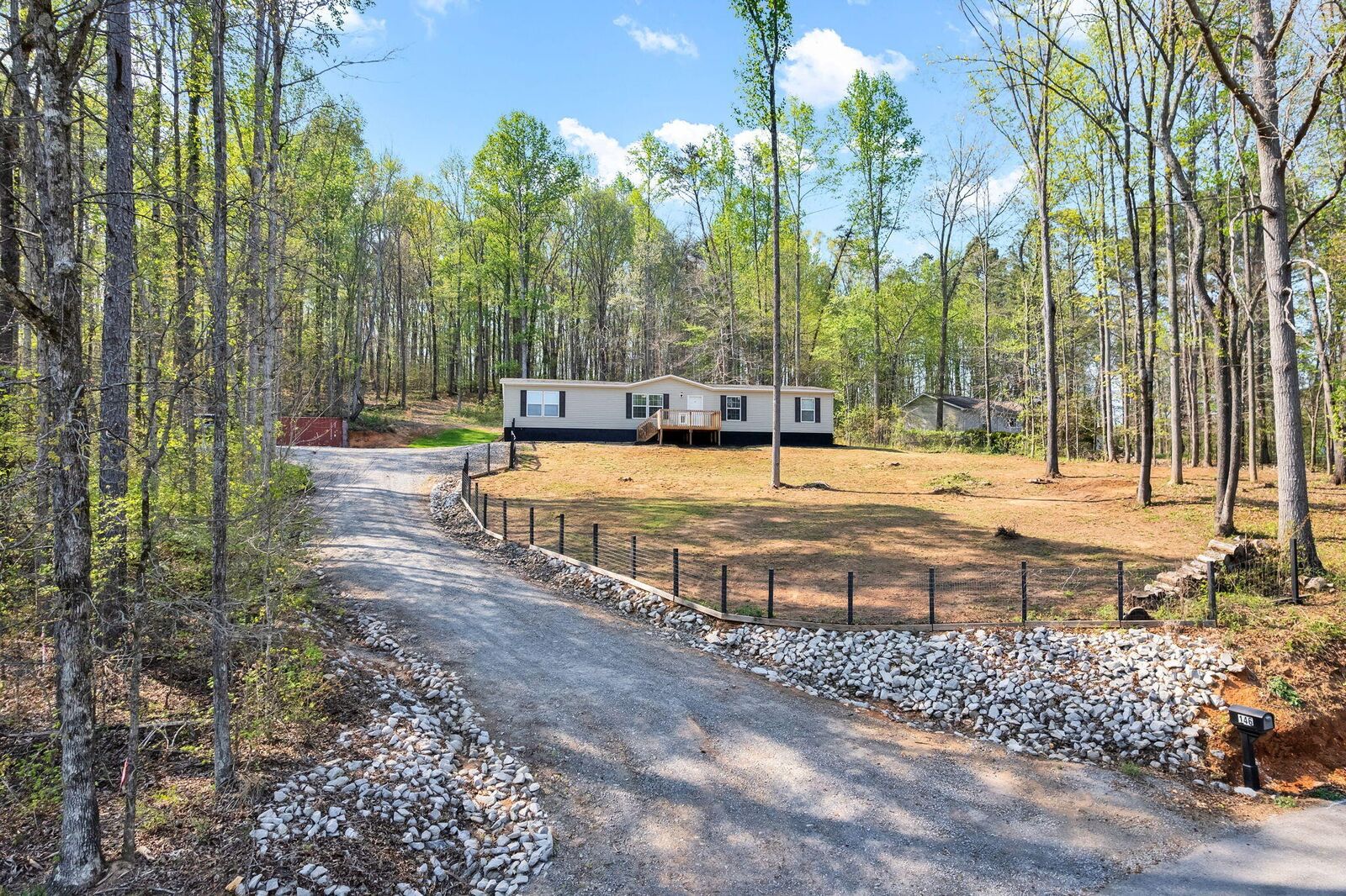 Property Photo: 146 County Road 3 TN 37370