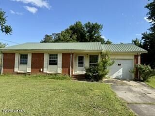 Property Photo: 6 Cornell Drive NC 28546