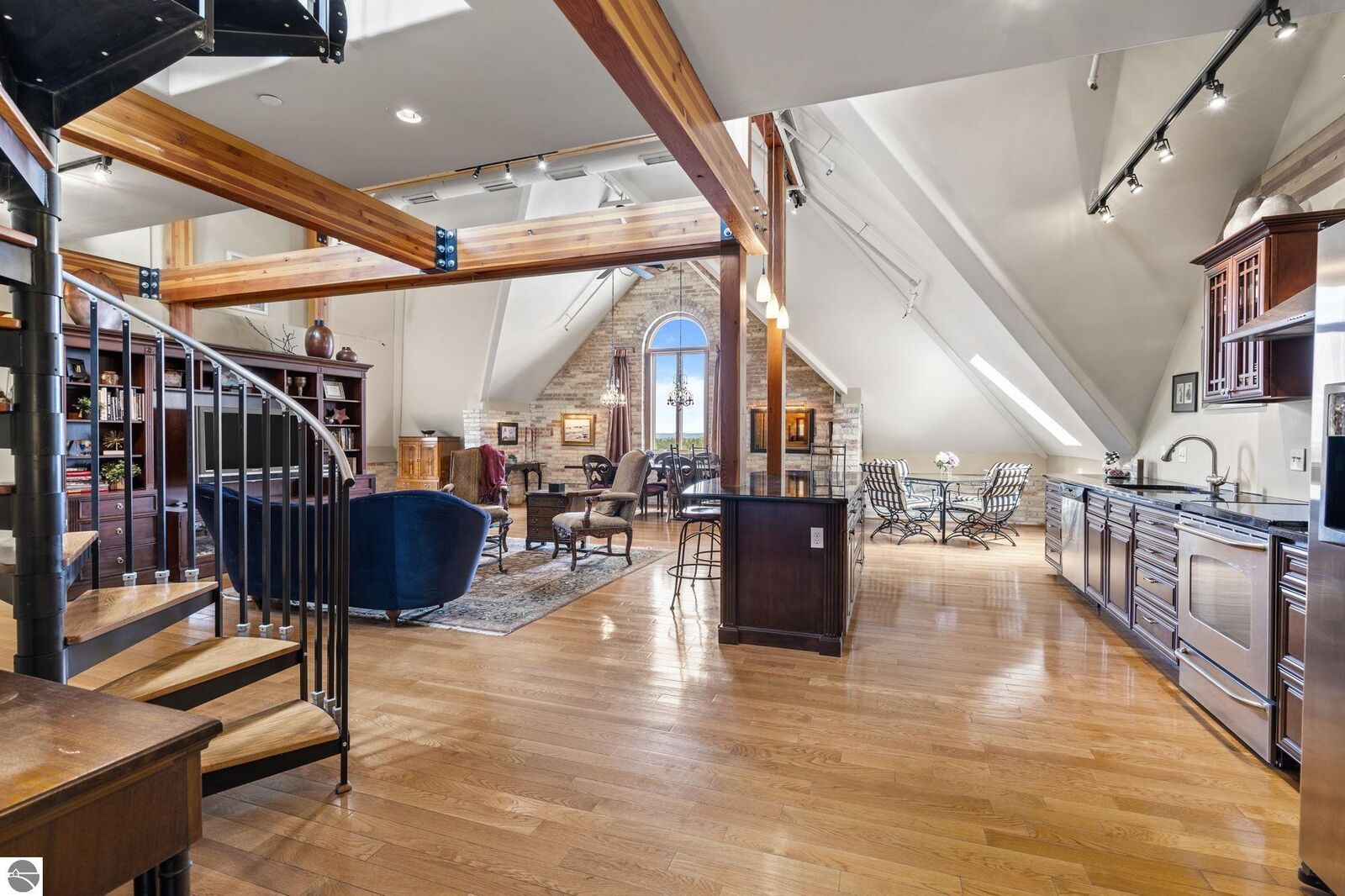 Property Photo: 830 Cottageview Drive 403 MI 49684