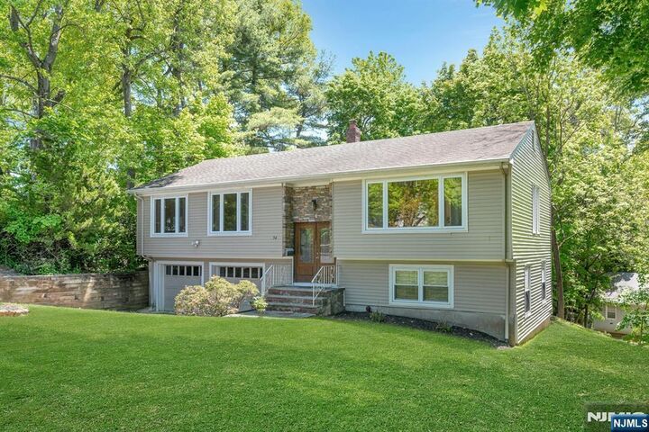 Property Photo:  34 Bear Brook Lane  NJ 07039 