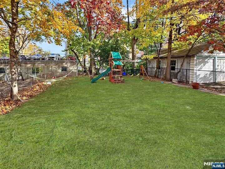 Property Photo:  314 Atlantic Street  NJ 07601 