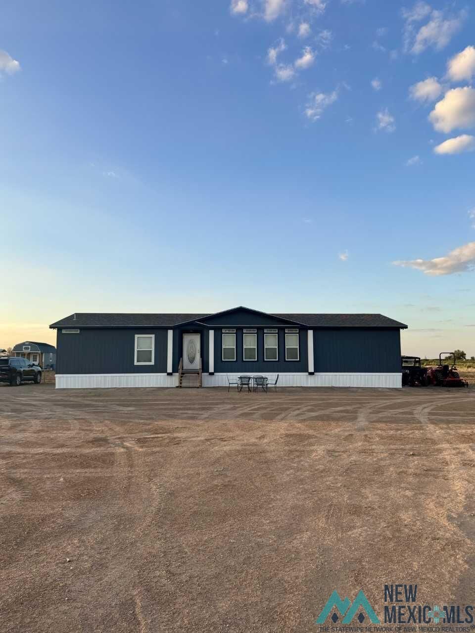 Property Photo:  58 Landreth Avenue  NM 88250 