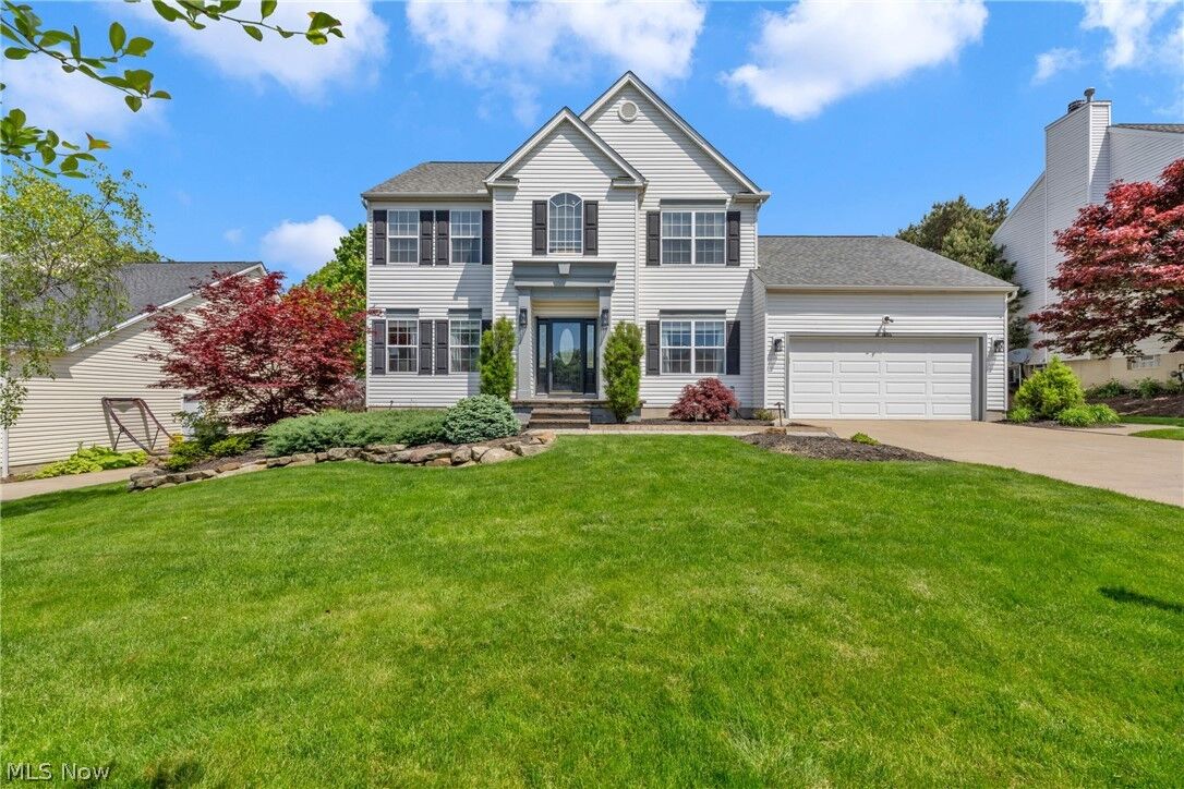 Property Photo:  386 Weatherstone Drive  OH 44281 