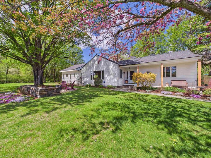 Property Photo:  118 Hurricane Road  NH 03431 