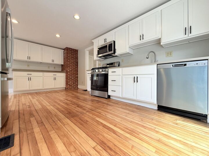 Property Photo: 9 Blake Road NH 03042