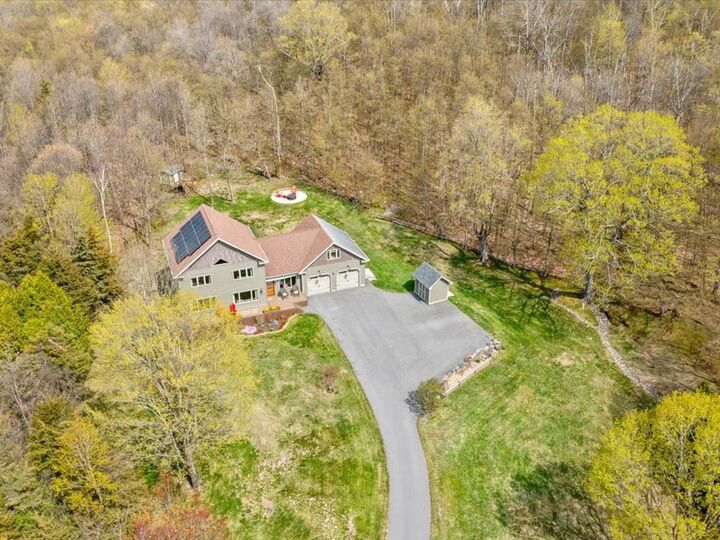 Property Photo:  16 Sugarbush Road  VT 05468 