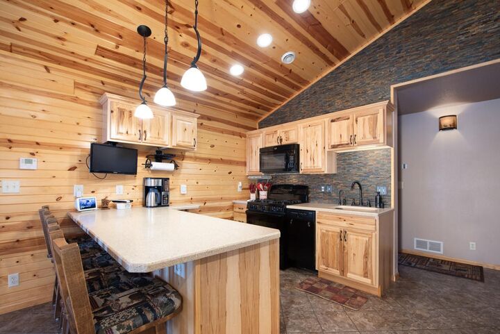 Property Photo:  412 Doran Drive  MN 56063 