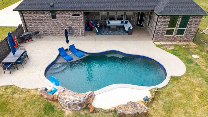 Property Photo:  294 County Road 3386  TX 76073 