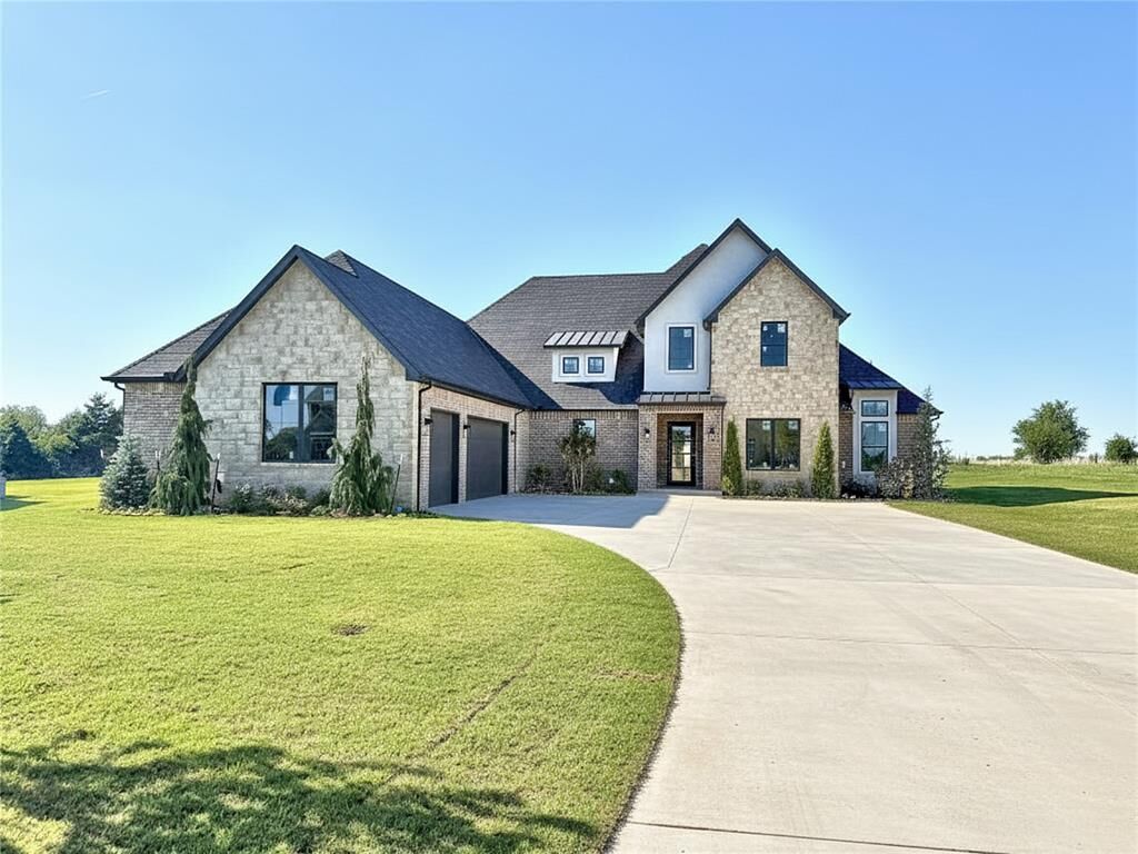 Property Photo:  2449 NW 227th Street  OK 73025 