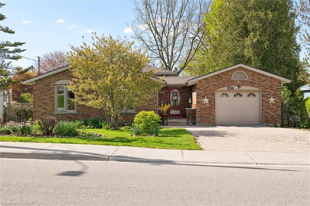 Property Photo:  336 Tunis Street  ON N5C 1X1 