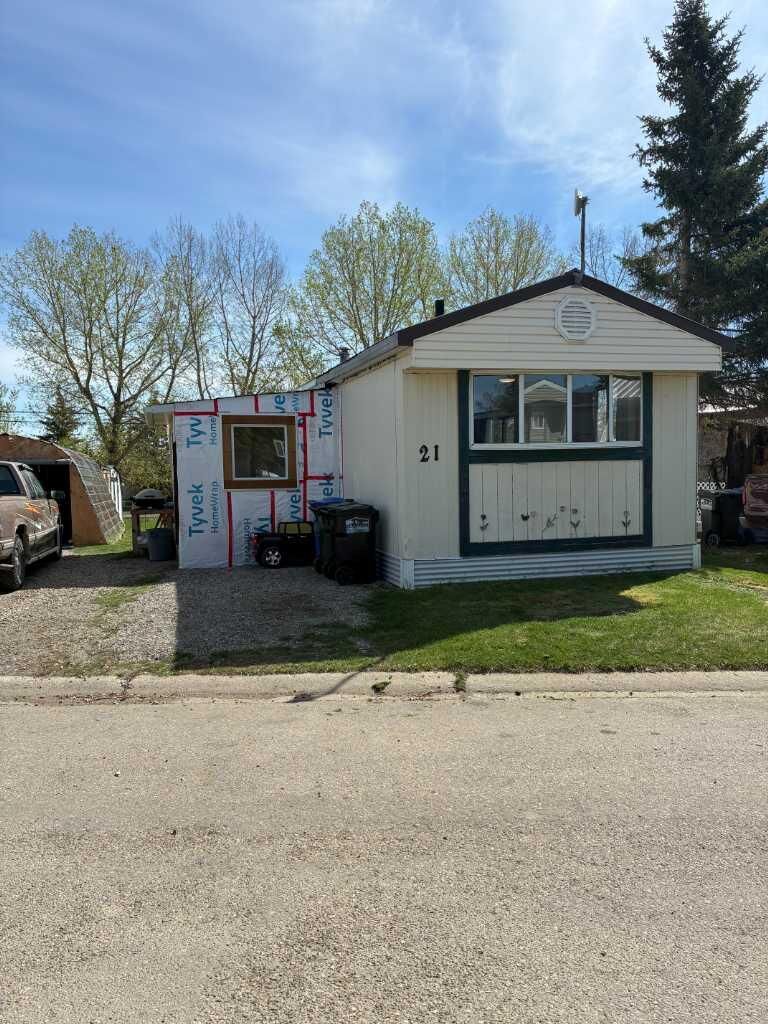 Photo de la propriété:  1190 15 Avenue 21  AB T0M 0W0 
