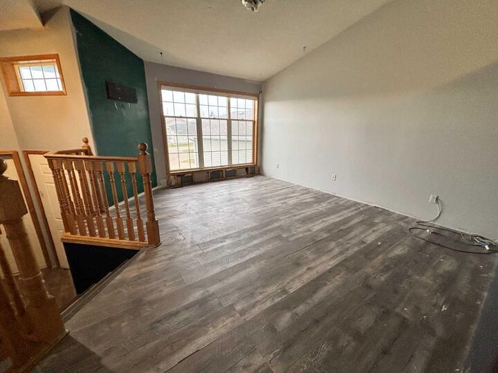 Property Photo:  133 Wellington Close  AB T0M 0J0 