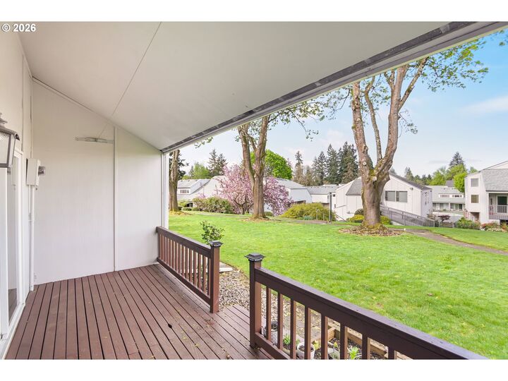 Property Photo:  409 NE 85th St E  WA 98665 