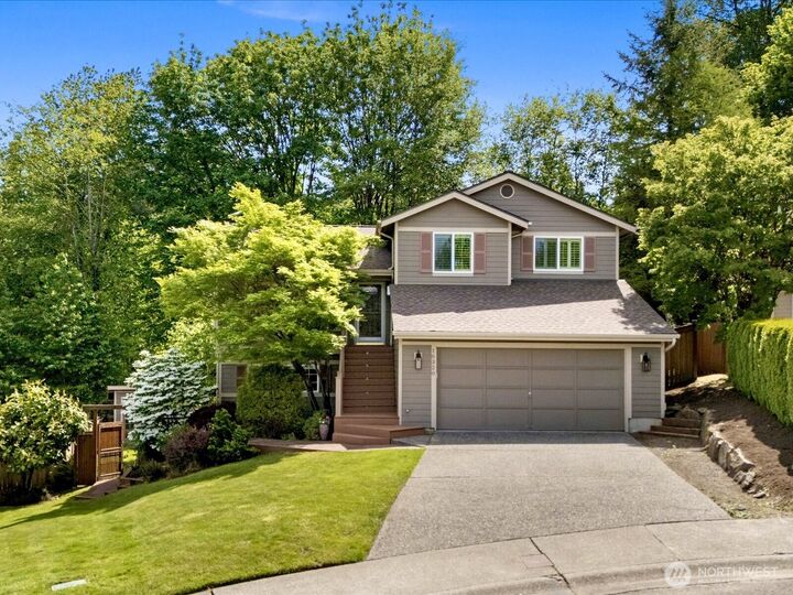Property Photo: 16320 3rd Avenue NE WA 98019