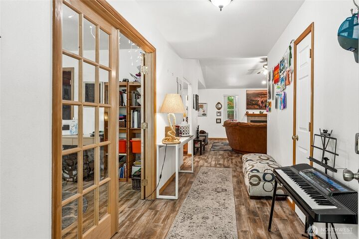 Property Photo: 17903 Overlake Court SE WA 98597