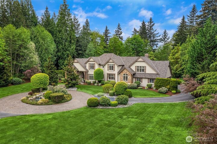 Property Photo: 8407 255th Avenue NE WA 98053