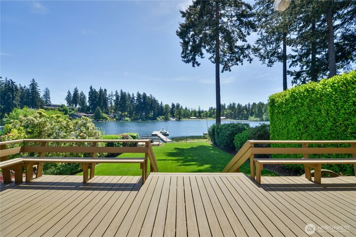 Property Photo: 2605 S 304th Street WA 98003