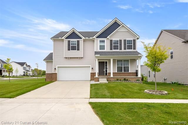 Property Photo:  2717 Salt Springs Drive  MI 48176 