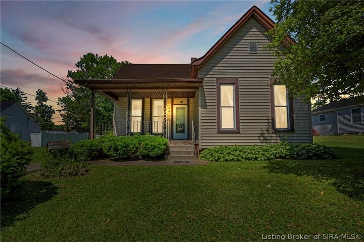 Property Photo:  319 N New Albany Street  IN 47172 
