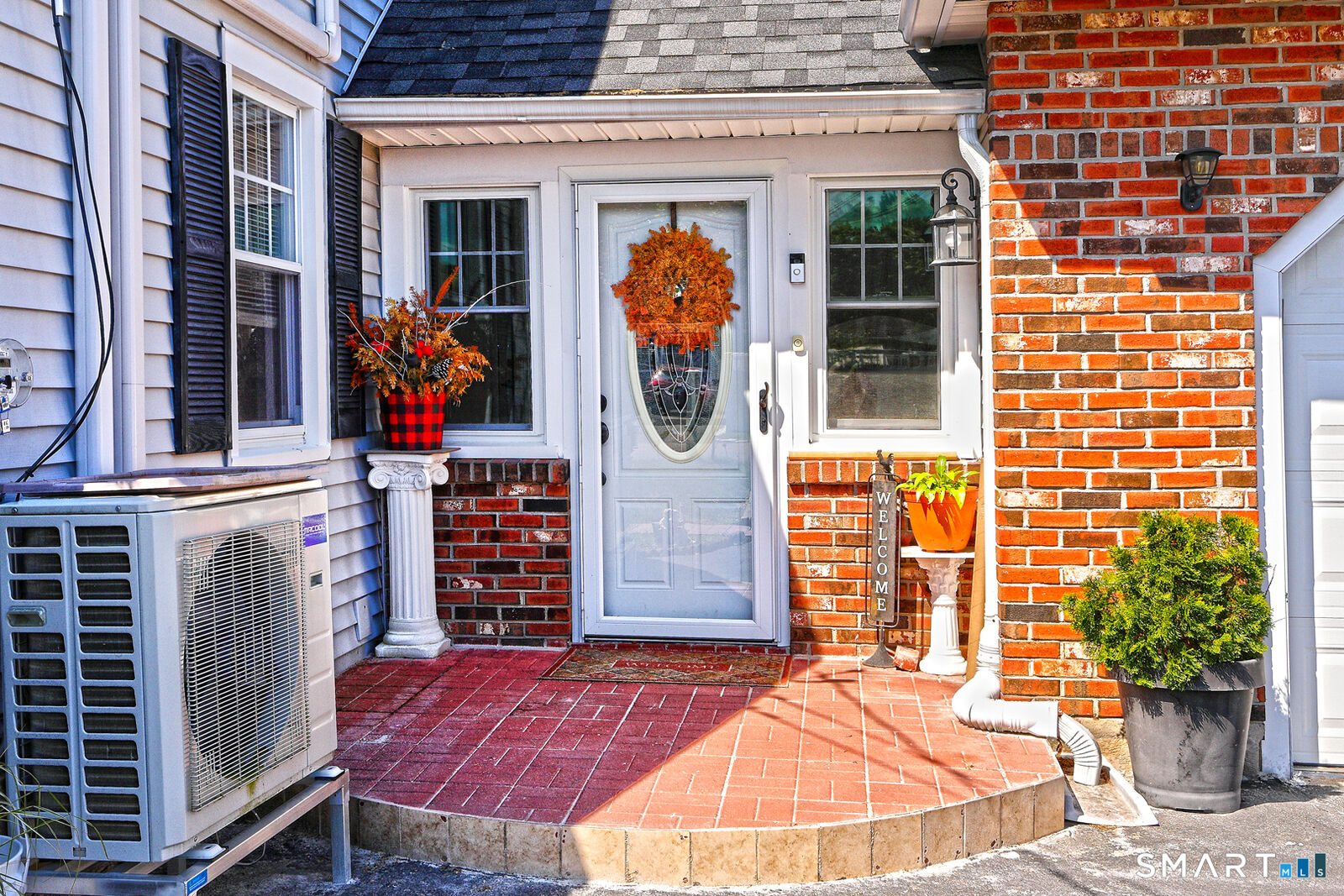 Property Photo:  10 Glenmoor Drive  CT 06512 