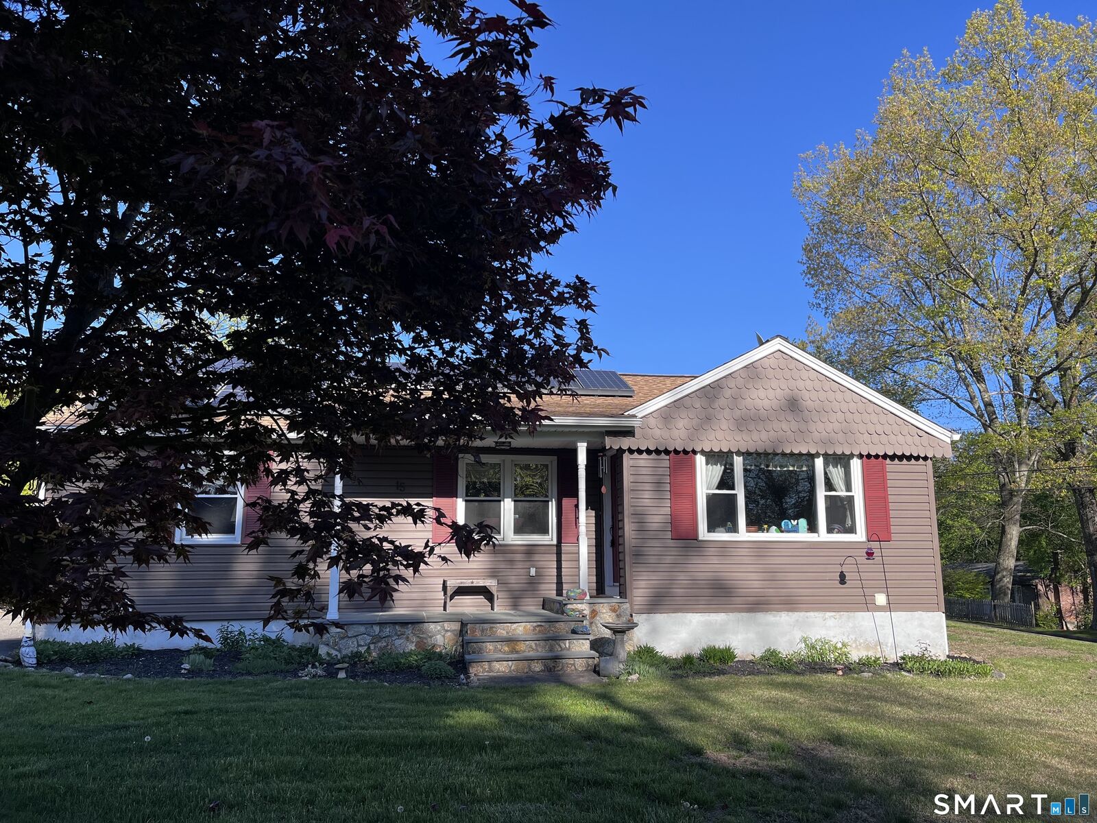 Property Photo:  15 Walter Road  CT 06483 