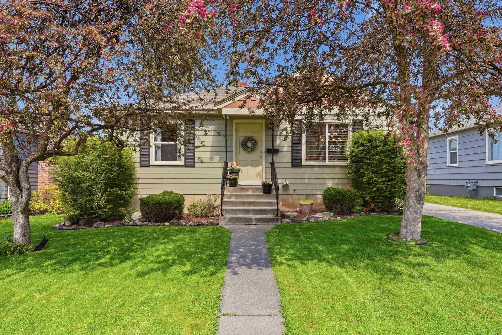 Property Photo:  1311 E 40th Ave  WA 99203 