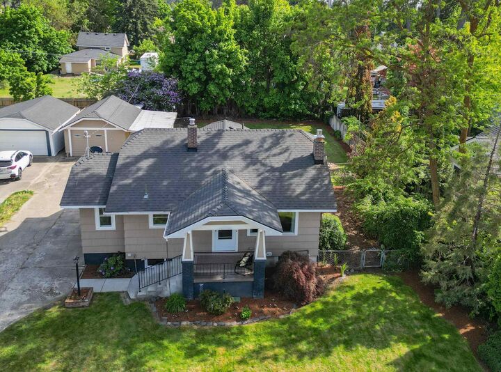 Property Photo:  1032 E 33rd Ave  WA 99203 