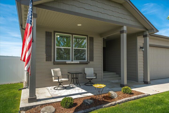 Property Photo:  8817 W Pirates Ct  WA 99224 