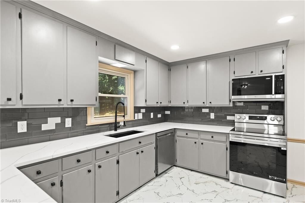 Property Photo:  4510 Highberry Road  NC 27410 